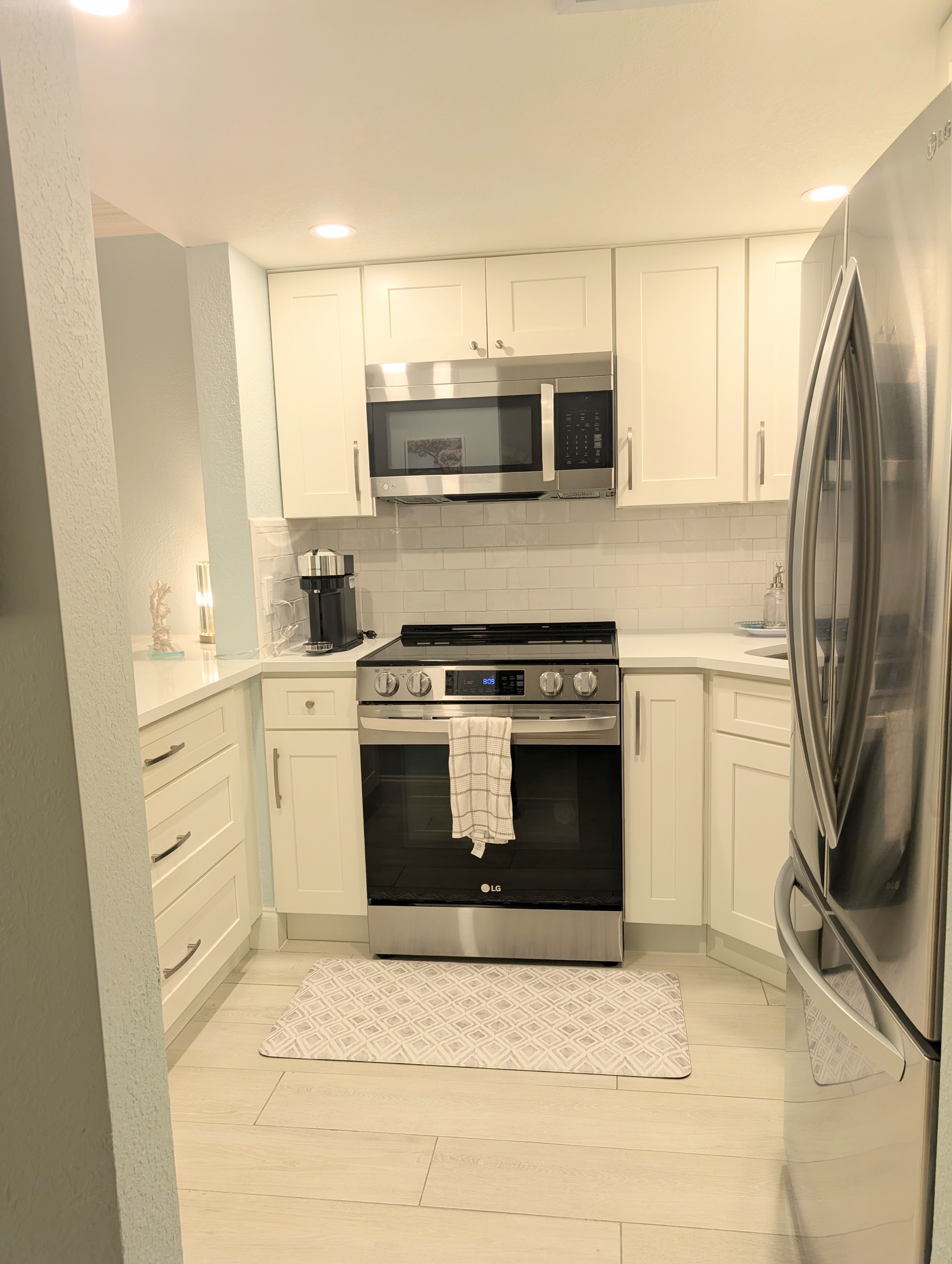 Spacious and fully-outfitted kitchen ready for dining in